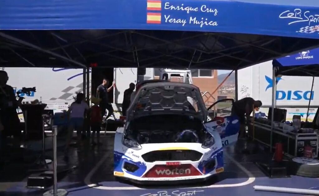 X Rally Ciudad de La Laguna.  Enrique Cruz y Yeray Mujica se retiran