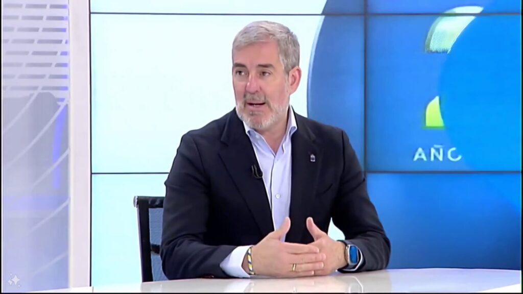 El presidente de Canarias, Fernando Clavijo, ha visitado este viernes el programa Buenos Días Canarias de Televisión Canaria