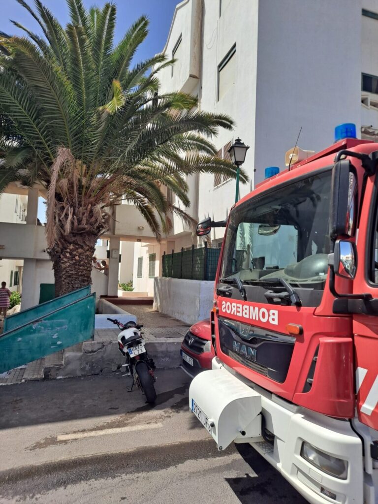 Prende fuego a una vivienda con su madre dentro en Lanzarote