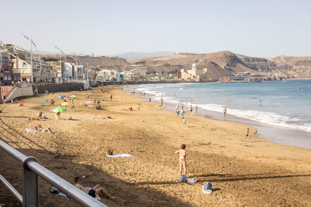 Canarias, a las puertas de un nuevo episodio de calor