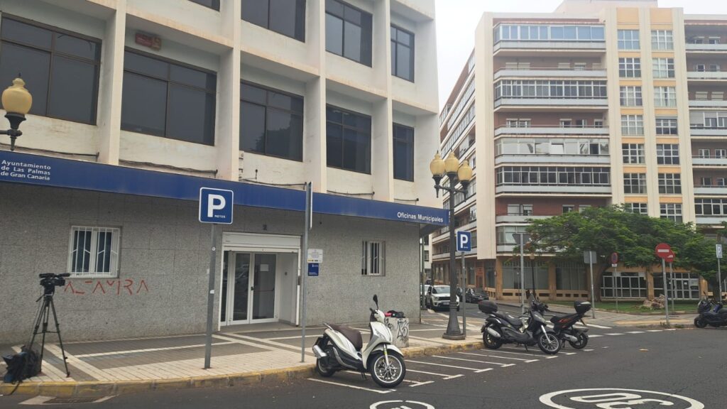 Registran oficinas del Ayuntamiento de Las Palmas en una operación anticorrupción