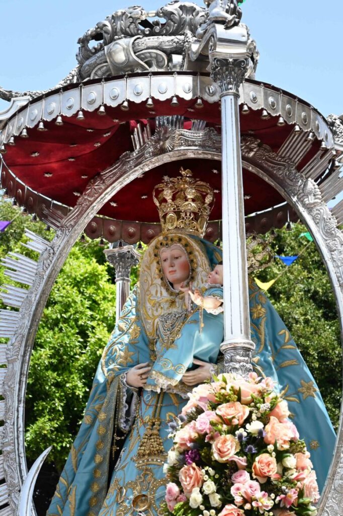 El municipio grancanario de Santa María de Guía vivió este jueves una jornada memorable, marcada por la devoción y el entusiasmo popular en el día principal de sus fiestas patronales en honor a la Virgen