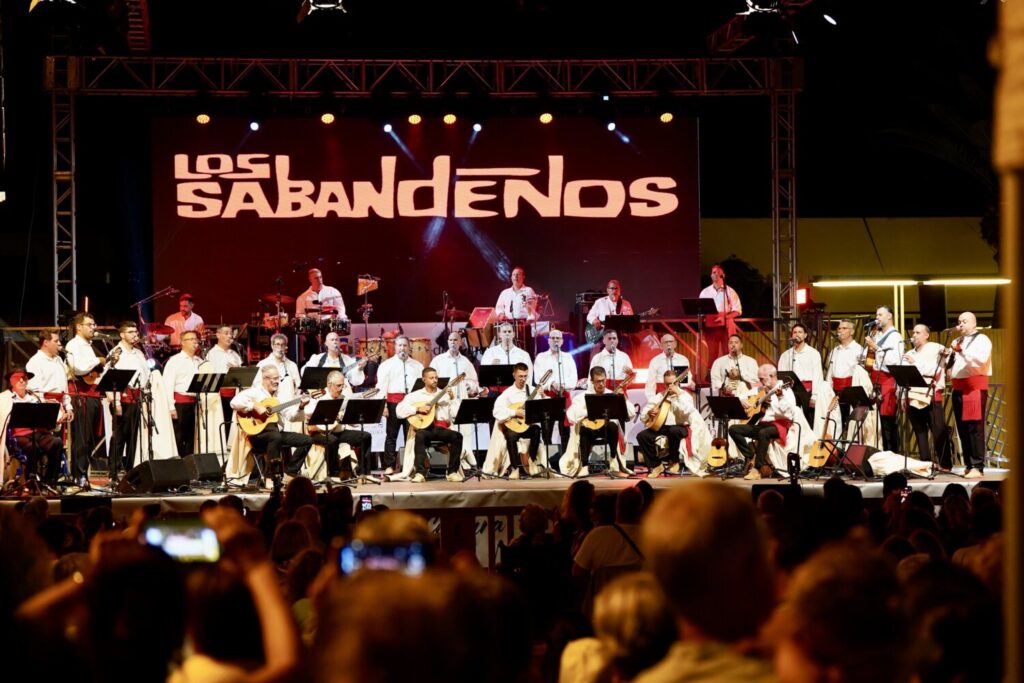 Actuación de Los Sabandeños. Imagen Ayuntamiento de Arona