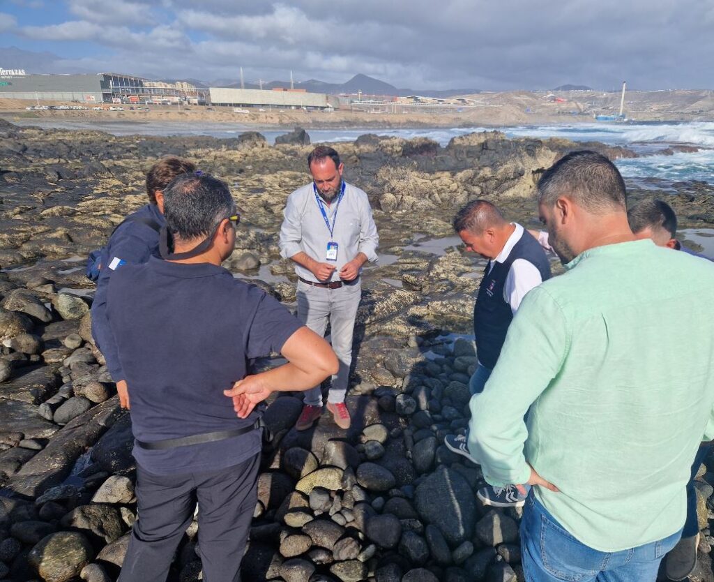 El Ayuntamiento de Telde y el Gobierno de Canarias inspeccionan el estado de la playa de La Restinga Fuente Ayuntamiento de Telde