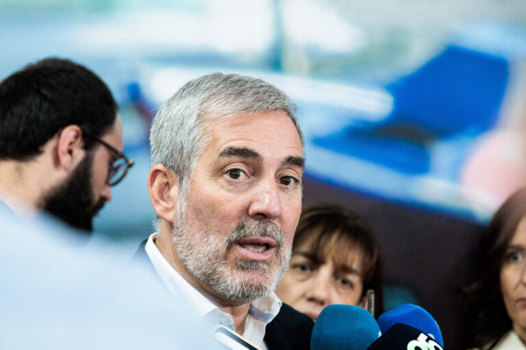 Clavijo se replantea su apoyo a Sánchez en el Congreso