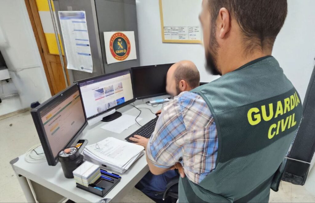 Guardia Civil resuelve una estafa bancaria  a un ciudadano de Gran Canaria