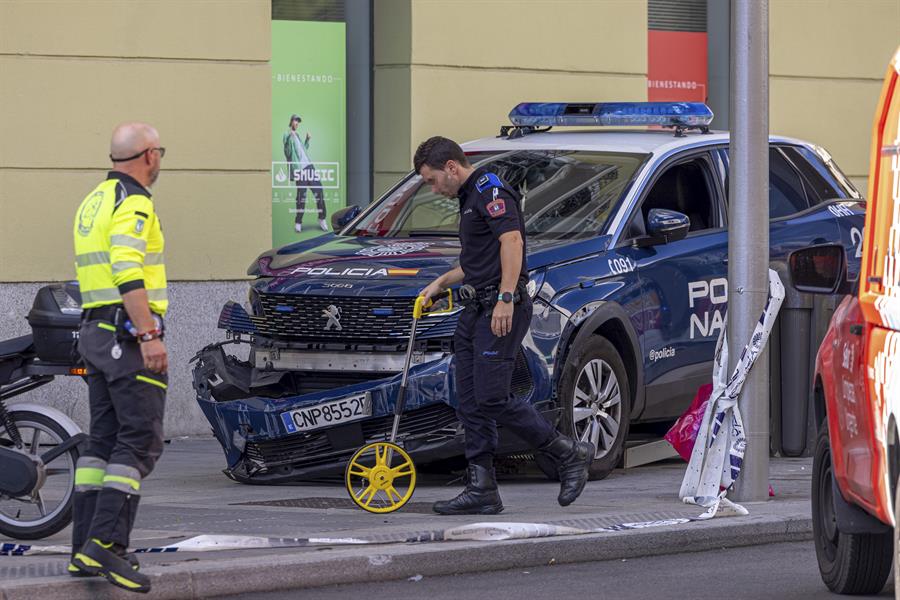 Heridas tres mujeres y un bebé al ser arrollados por un coche de Policía en Madrid