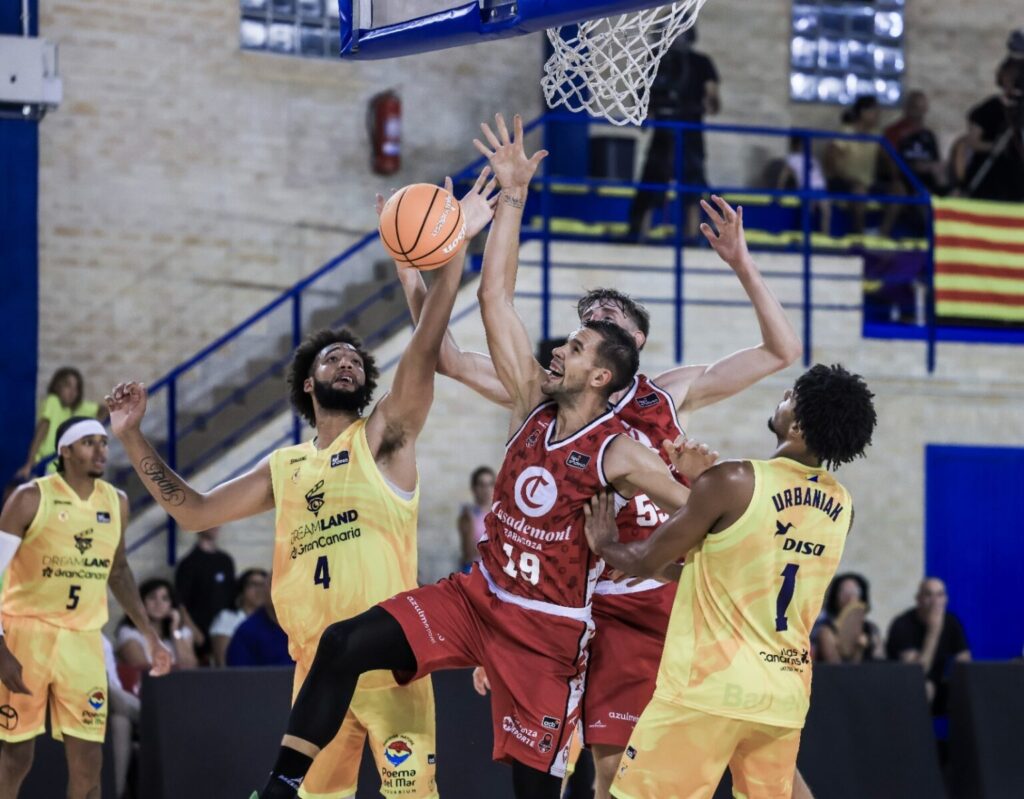 El baloncesto vuelve a ser protagonista con el regreso de la Copa Isola, que enfrentará al Dreamland Gran Canaria y al La Laguna Tenerife