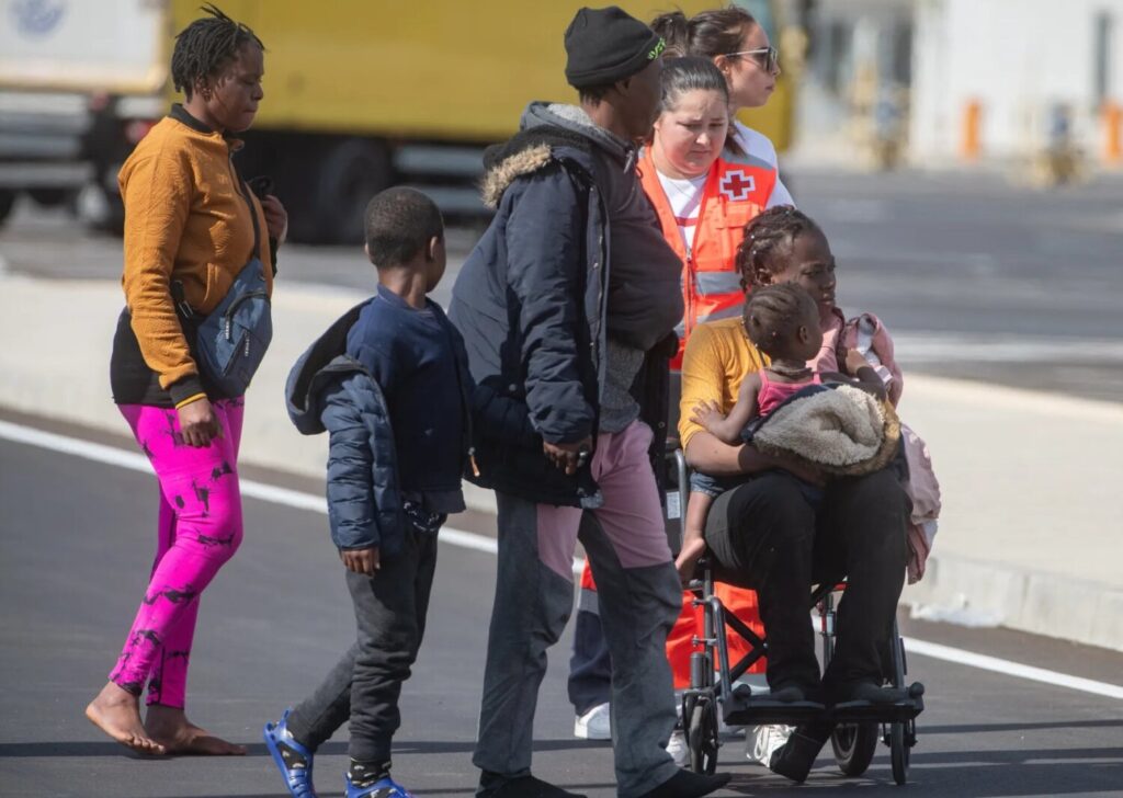 El TSJC acepta la medida cautelar planteada por la Red Española de Inmigración y Ayuda al Refugiado para la acogida de menores migrantes no acompañados. Imagen de recurso EFE 