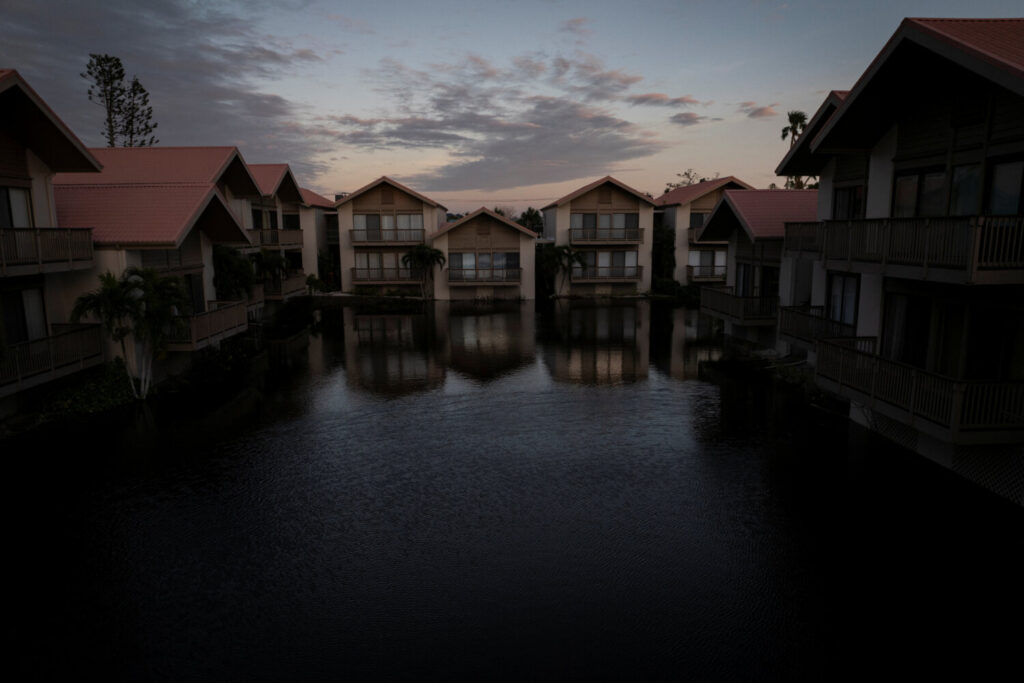 Otra perspectiva de las inundaciones de Siesta Key, Florida.