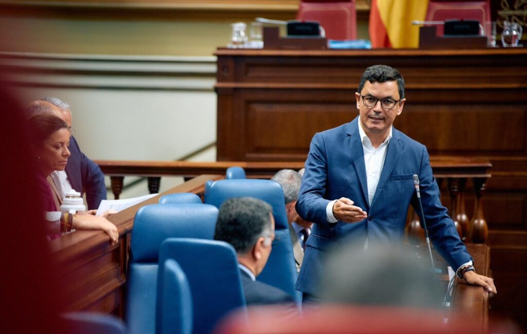 El consejero de Obras Públicas, Vivienda y Movilidad, Pablo Rodríguez. Imagen Gobierno de Canarias