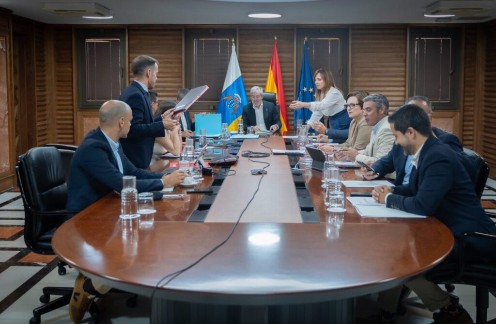 Aumenta la llegada de menores migrantes. Imagen: Reunión del Consejo de Gobierno del 14 de octubre de 2924. Presidencia del Gobierno