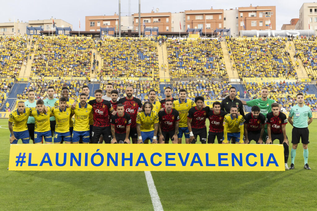 UD Las Palmas y RCD Mallorca en el Estadio de Gran Canaria 