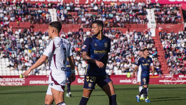 2-1 | El Albacete rompe su mala racha a costa del Tenerife