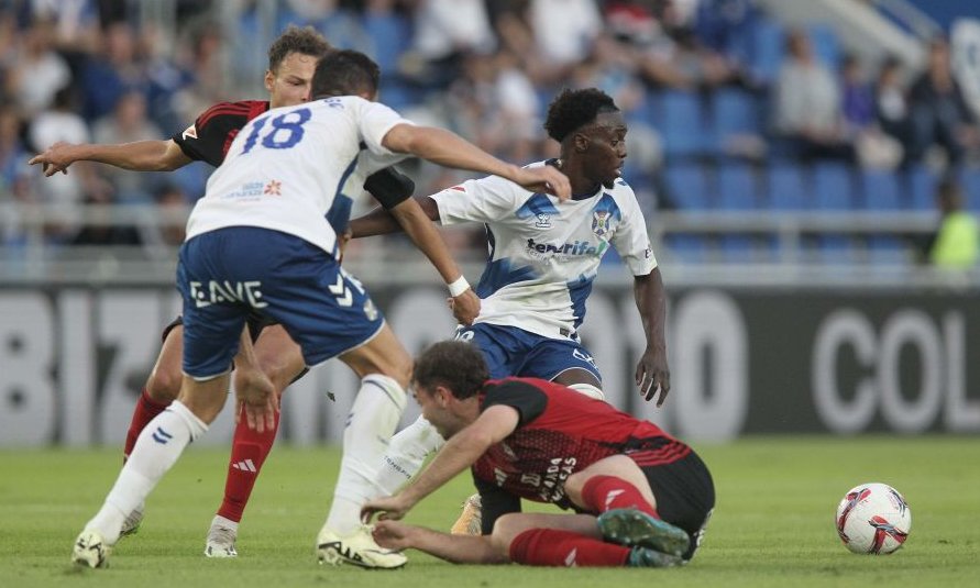 Partido de LaLiga Hypermotion disputado en el Heliodoro Rodríguez López ante el Mirandés. Imagen LaLiga Hypermotion