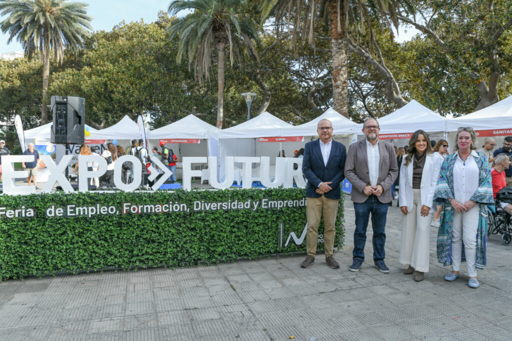 Se inaugura la feria ‘Expofuturo Grupo Newport’. Inauguración de la la feria ‘Expofuturo Grupo Newport’ en San Telmo, Las Palmas de Gran Canaria/ Ayuntamiento de Las Palmas de Gran Canaria.