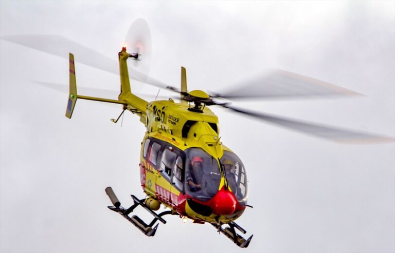 Un joven fallece tras ser rescatado en parada cardiorrespiratoria en una playa de Tenerife