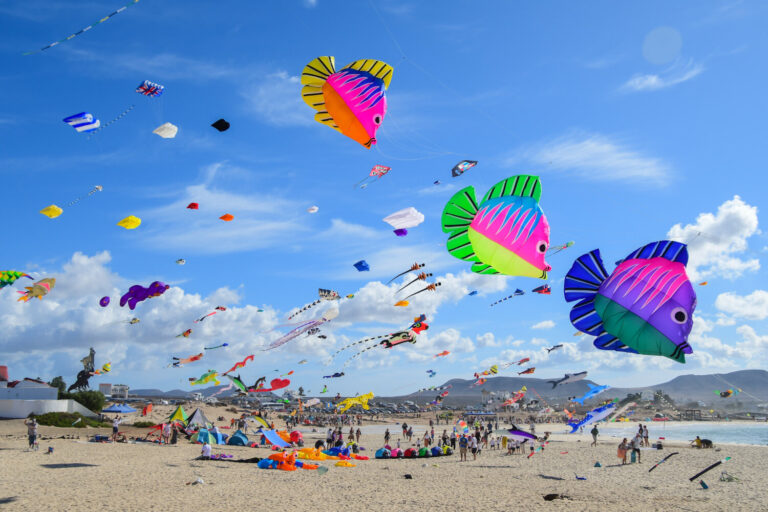 Fuerteventura celebra la 37º edición del Festival Internacional de Cometas de Corralejo