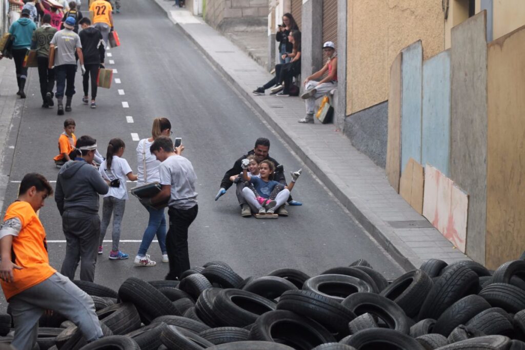 La Radio Canaria celebra el arrastre de tablas de San Andrés este viernes 29 de noviembre con 'La Alpispa' y 'Roscas y Cotufas'