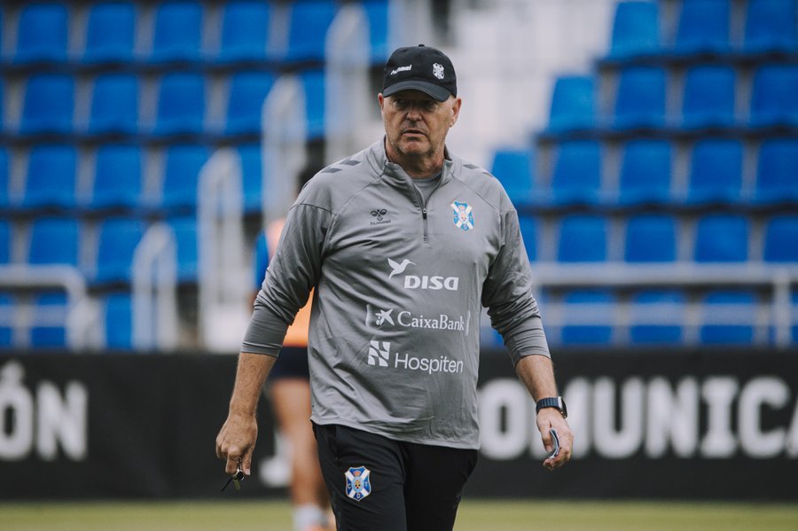 El entrenador del CD Tenerife, Pepe Mel. Imagen CD Tenerife