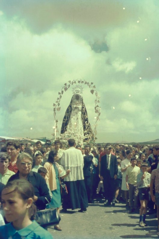 Procesión Virgen de los Dolores en Lanzarote en 1965 / Memoria de Lanzarote / Cabildo de Lanzarote 