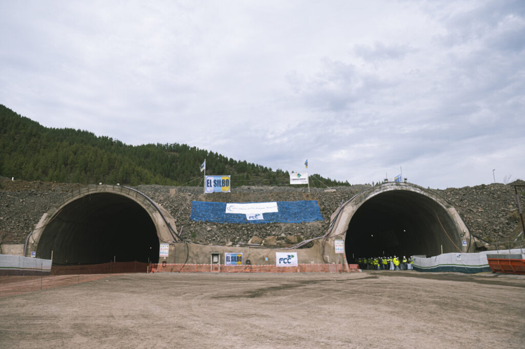 Finaliza la excavación del Túnel de Erjos. El Túnel de Erjos, Tenerife/ Gobierno de Canarias.