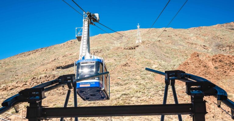 El Cabildo de Tenerife recomienda no subir al Teide por las malas condiciones meteorológicas