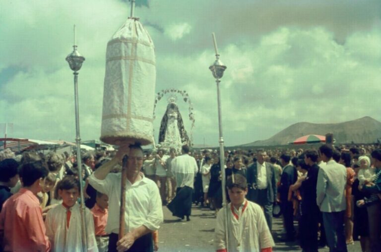 Televisión Canaria retransmite este sábado la histórica Bajada de la Virgen de los Dolores