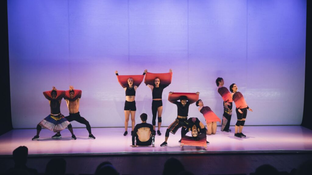 Carcaça, danza contemporánea en el Auditorio de Tenerife. Carcaça, espectáculo de danza contemporánea de la compañía del bailarín y coreógrafo portugués Marco da Silva Ferreira/ Cabildo de Tenerife