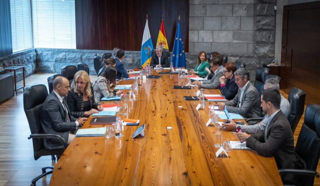 Preocupación por la falta de avances con los menores migrantes. Reunión de Consejo de Gobierno, 9 de diciembre 2024. Imagen Presidencia del Gobierno