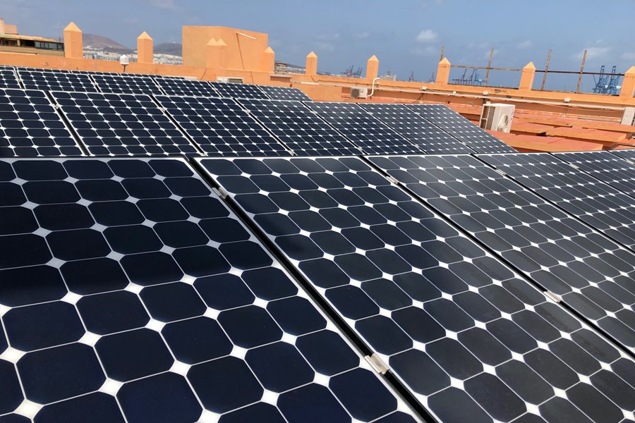 ALGE se transforma en una empresa pública para la gestión de la energía. Placas Solares/ Ayuntamiento de Las Palmas de Gran Canaria.