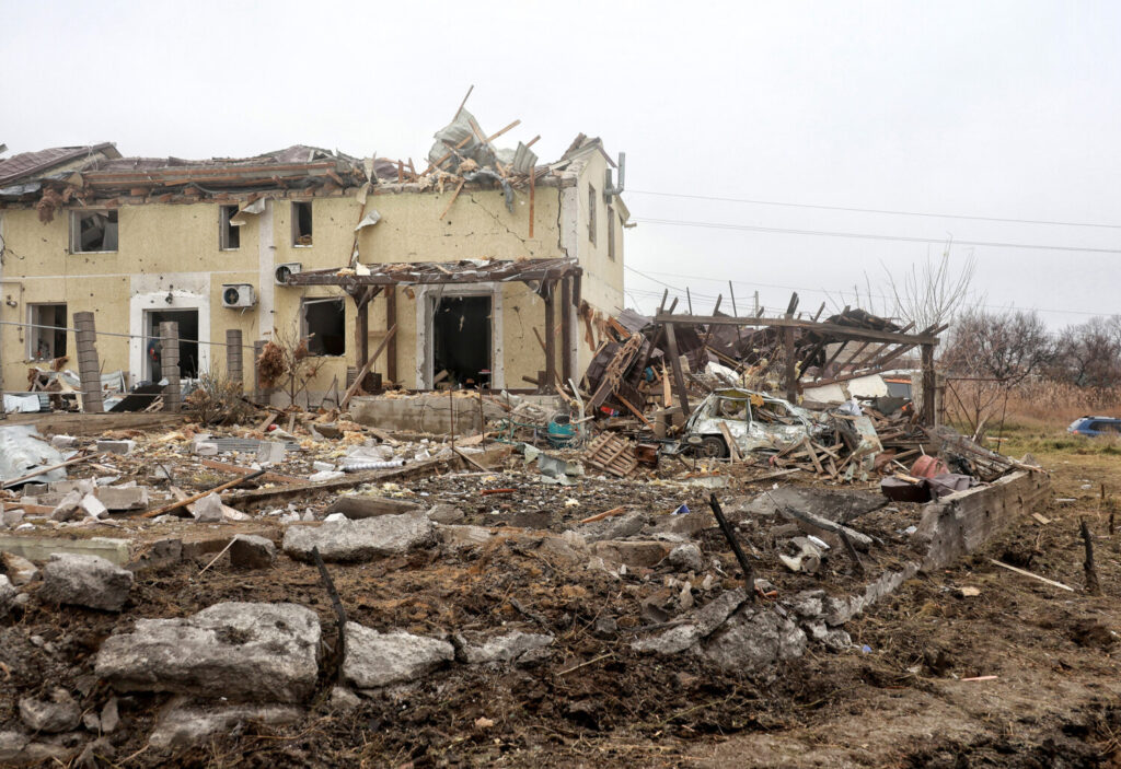 Ataques aéreos en los que dos personas han muerto y cuatro más han resultado heridas en Donetsk