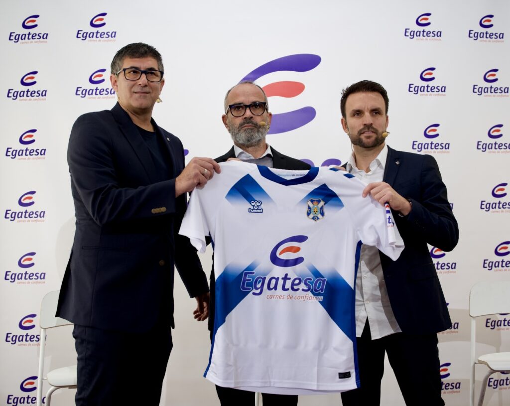 Álvaro Cervera durante su presentación como entrenador del CD Tenerife este jueves / CD Tenerife 