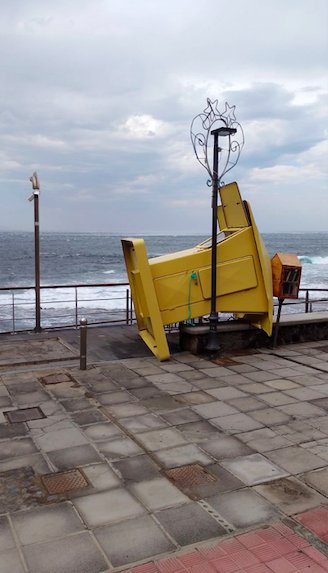 Estado en el que quedó la caseta del socorrista de Punta del Hidalgo en Tenerife / Ayuntamiento de La Laguna 