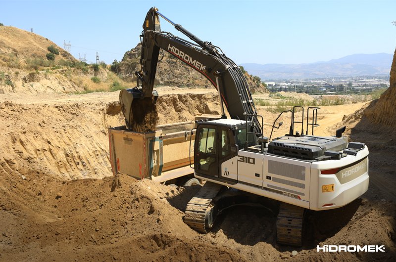 Fuerteventura adquiere maquinaria para Zurita y las plantas de transferencia. Imagen de las obras del Complejo Ambiental de Zurita/ Cabildo de Fuerteventura