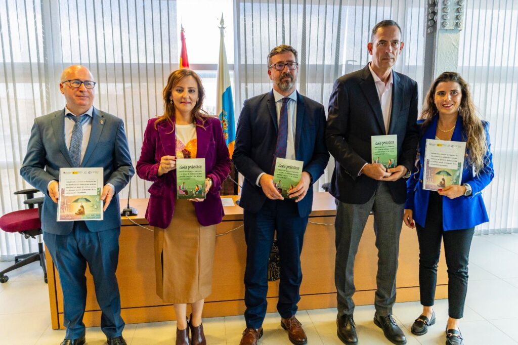 Guía para mejorar el trato en el juzgado a las víctimas de violencia sexual. Presentación de la guía en la Ciudad de la Justicia de Las Palmas de Gran Canaria/ Gobierno de Canarias.