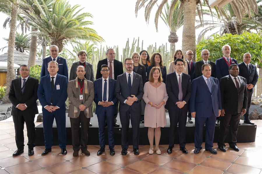 Reunión de presidentes de parlamentos del Sur de la UE y del Norte de África celebrada en Lanzarote para abordar los retos de la migración. Imagen EFE