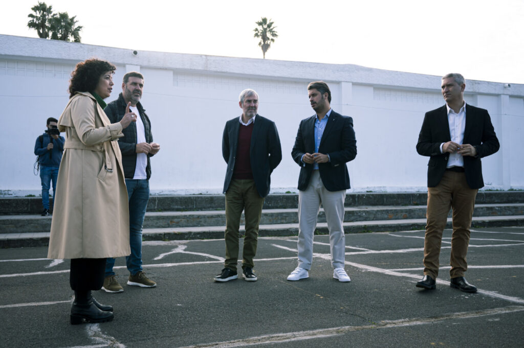 Luz verde para construir un un pabellón en el CEIP Las Mercedes y para techar la cancha del colegio El Ortigal/Ayuntamiento de La Laguna