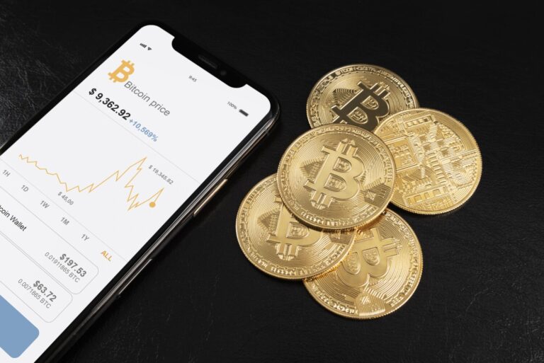 Localizan el dinero de una víctima al invertir en criptomonedas