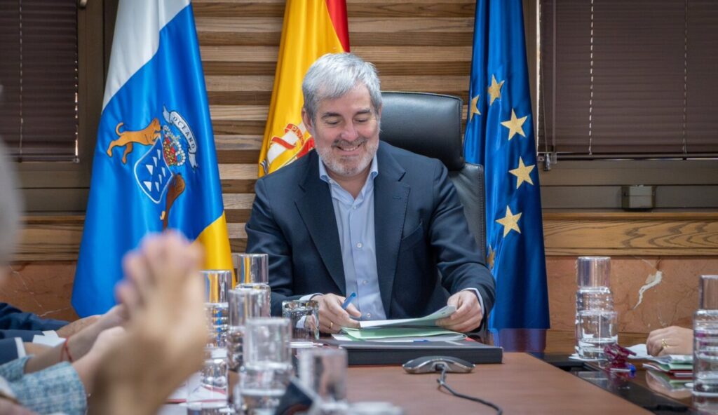 Fernando Clavijo, preside la reunión del Consejo de Gobierno de este lunes, 10 de febrero. Imagen Presidencia del Gobierno