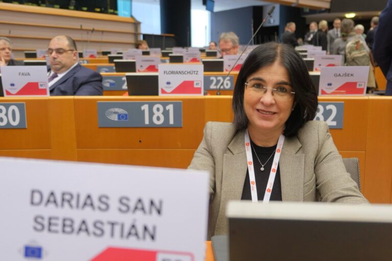 Darias asiste en Bruselas al primer pleno del Comité de las Regiones en el mandato 2025-30