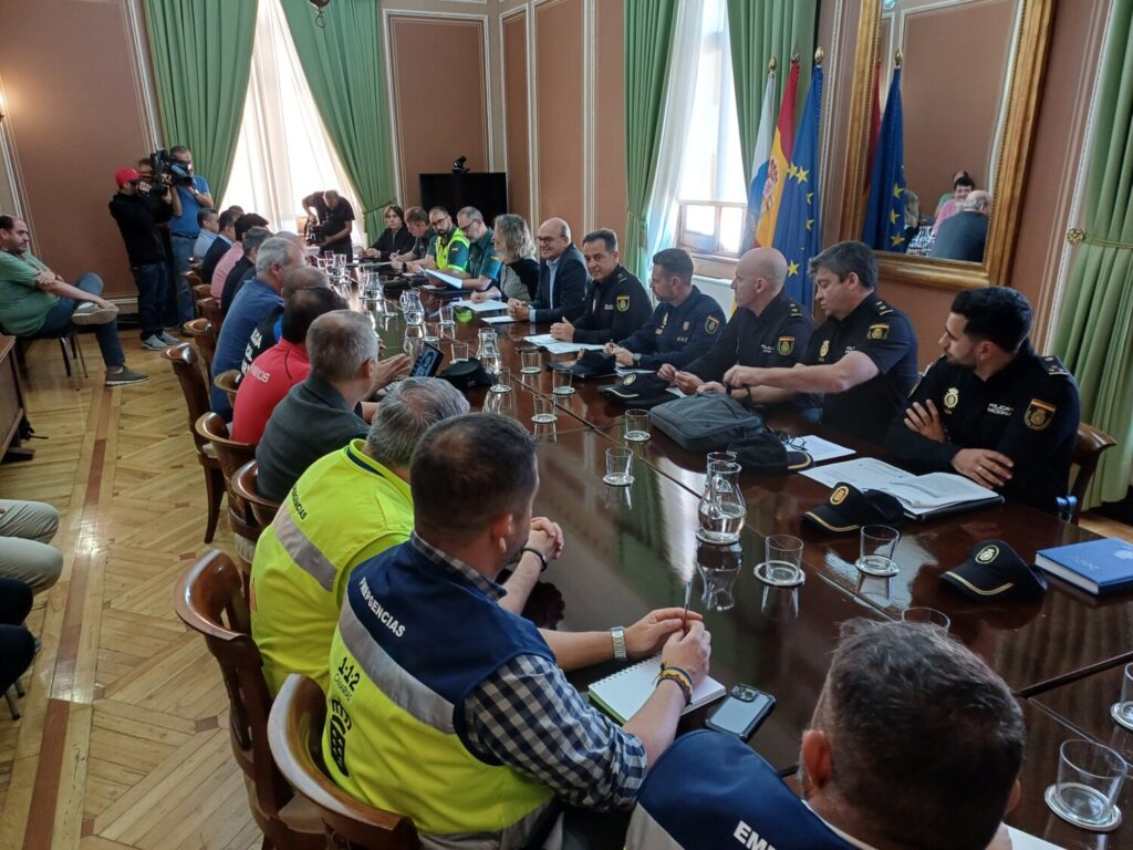 200 efectivos policiales trabajaran en la Copa del Rey en Gran Canaria. Reunión para la coordinación del dispositivo de seguridad para la Copa del Rey de Baloncesto/ Delegación del Gobierno en Canarias.