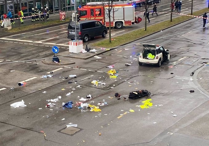 Escenario del atropello masivo en Munich, donde cerca de una treintena de personas han resultado heridas- Alexa Gräf/dpa