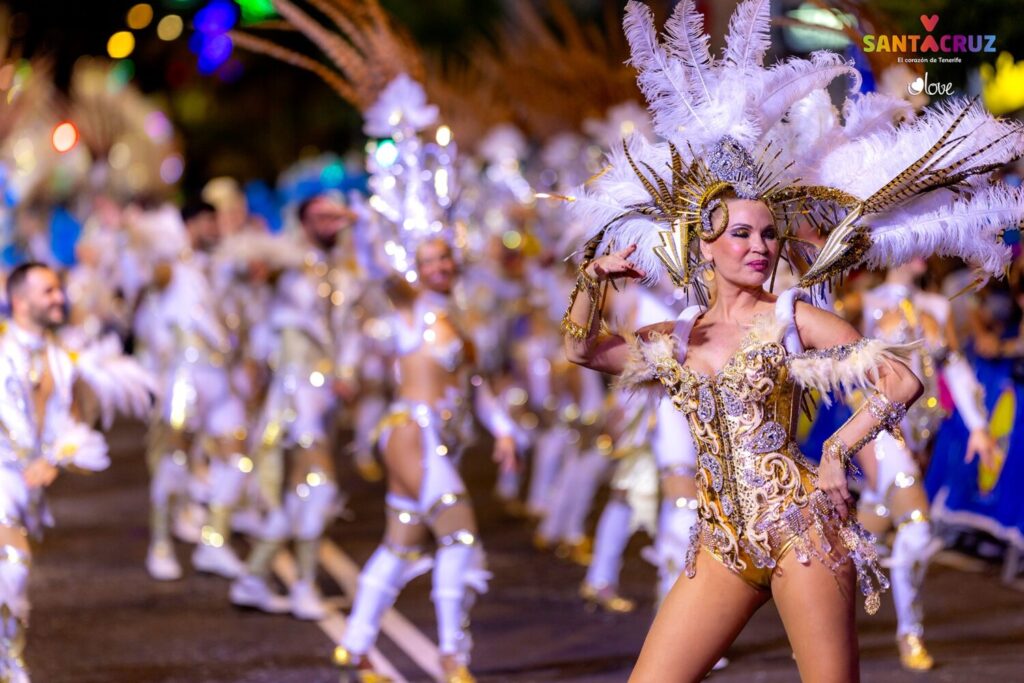 Cabalgata anunciadora del Carnaval de Santa Cruz de Tenerife 2025