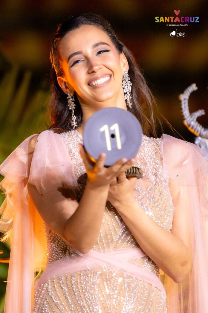 Candidata número once reina del carnaval de Santa Cruz de Tenerife 