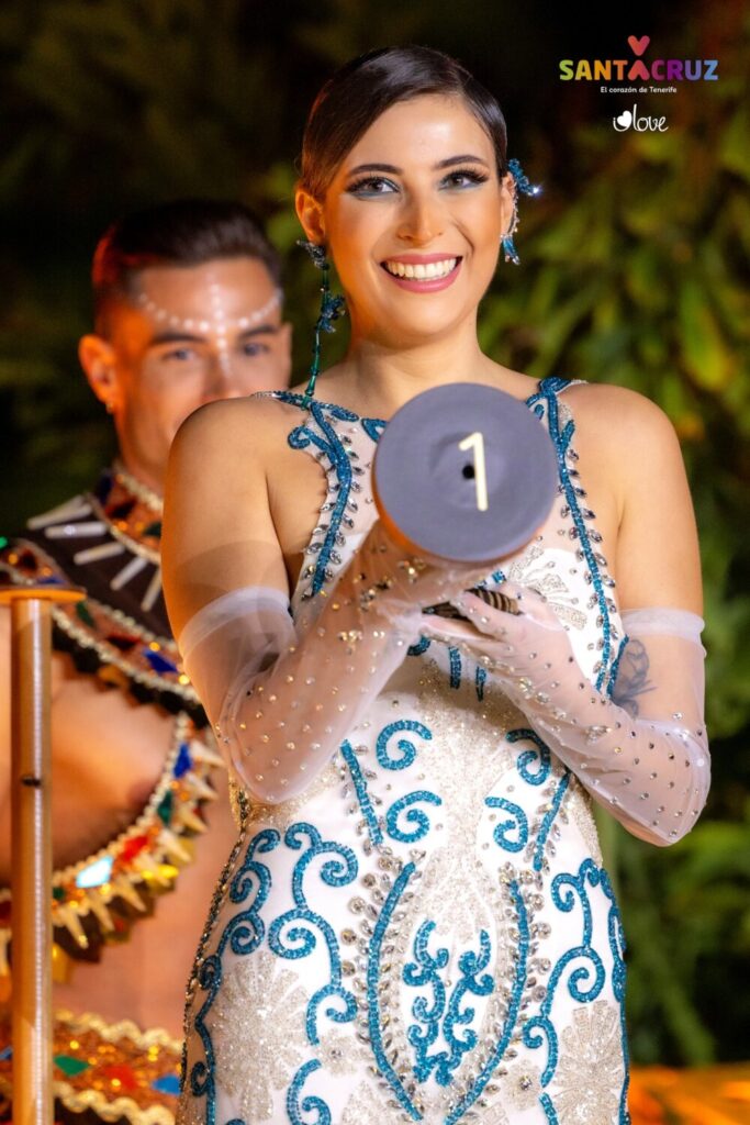 Ainhoa Díaz Sánchez, candidata número 1 a Reina del Carnaval 2025 / Ayuntamiento de Santa Cruz de Tenerife 