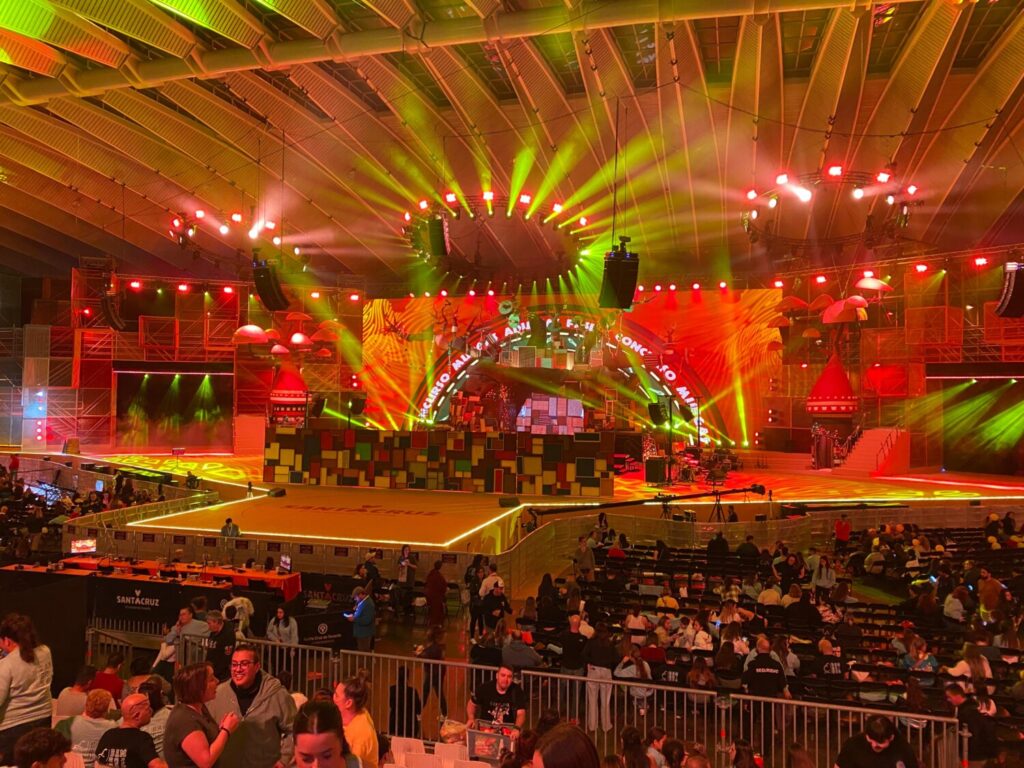 Escenario en el Recinto Ferial de Santa Cruz de tenerife donde se celebra el concurso de Murgas del Carnaval de Santa Cruz de Tenerife