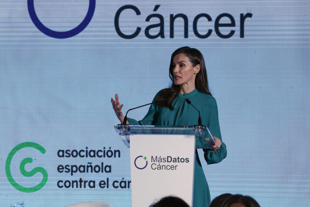 La reina Letizia subraya la importancia de la prevención en el Día Internacional Contra el Cáncer