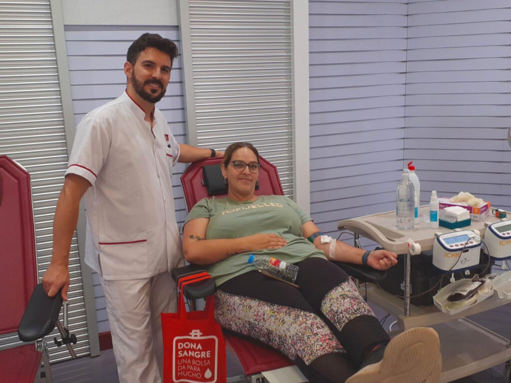 Hemodonación promueve una campaña de donación de sangre en Lanzarote. Donante de sangre del ICHH en Lanzarote/ Consejería de Sanidad del Gobierno de Canarias.