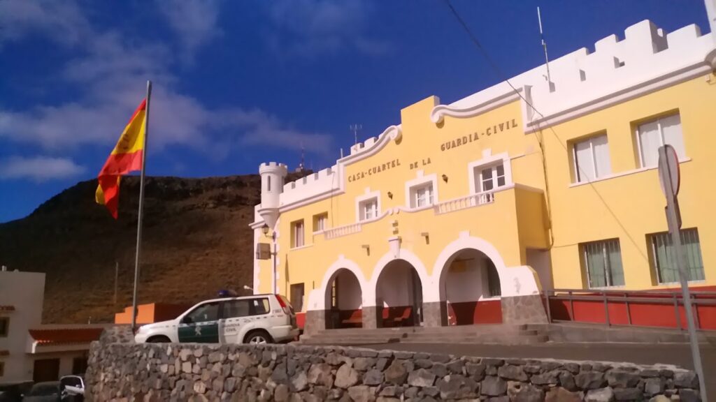 Se espera que el detenido pase este sábado a disposición judicial, de momento se encuentra en el cuartel de la Guardia Civil de la capital colombina